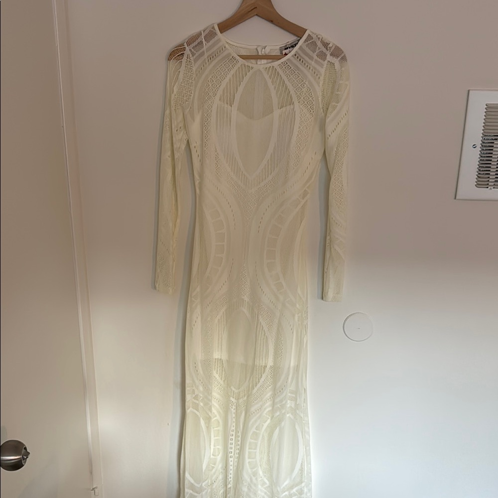 Elegant White Lace Maxi Dress